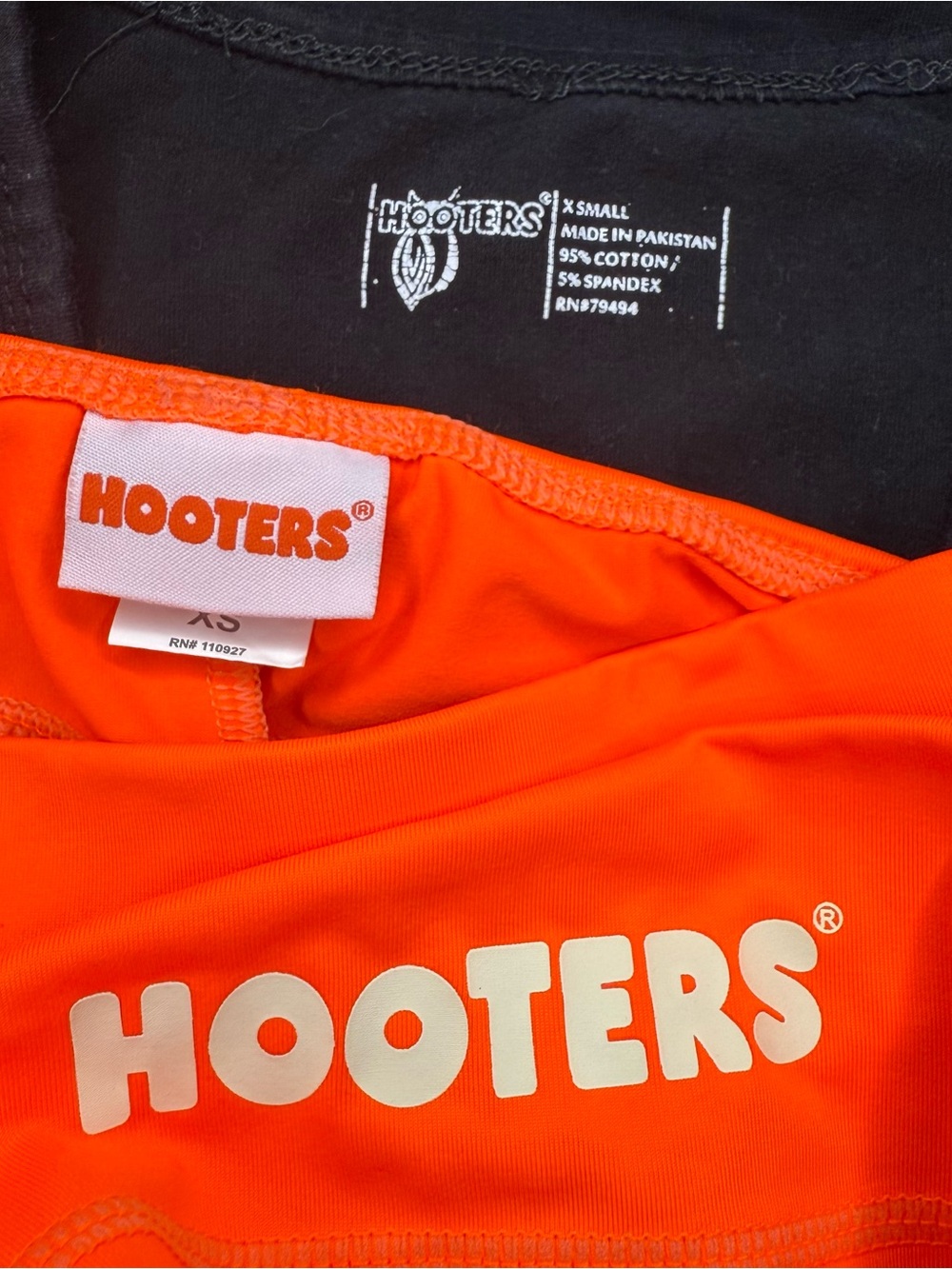 Hooters Uniform XS - Picture 3 of 5